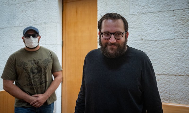 "שרץ, ג'וק": העימות החזיתי של יונתן אוריך עם ינובסקי ושמש