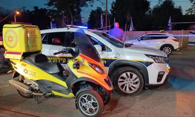 גבר נדקר בפרדס חנה ונפצע קשה; נבדק אם מדובר בפיגוע