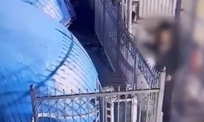 בעל חזות חרדית נתפס מבצע ונדליזם בציון הרשב"י במירון