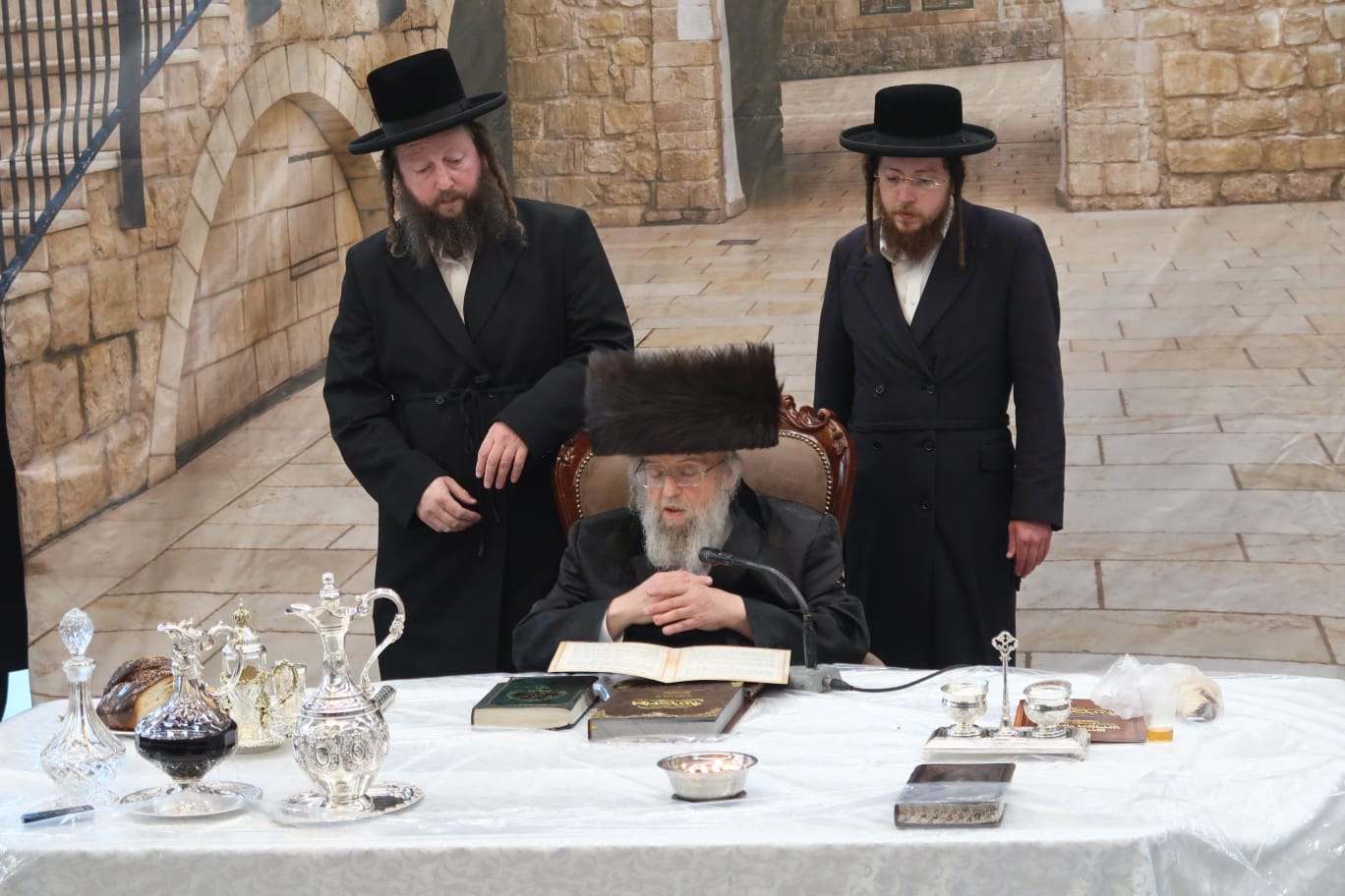 באדיבות המצלם
