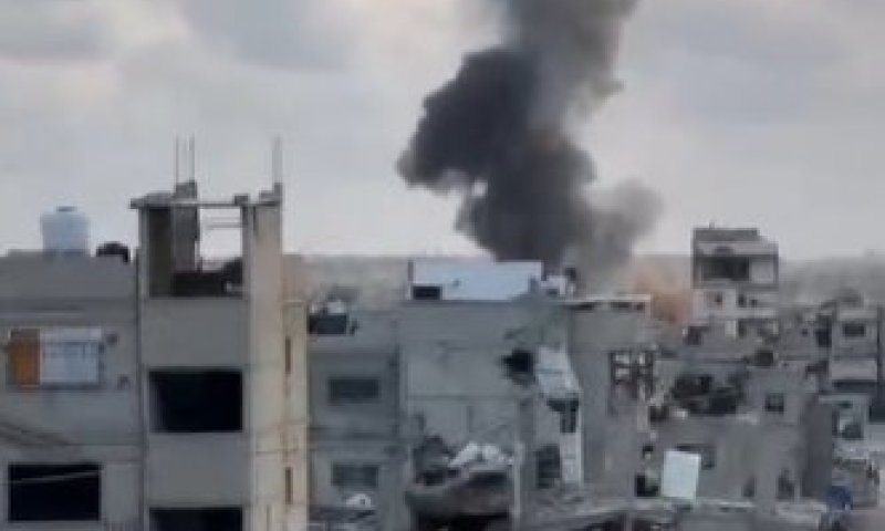 עזה עולה בלהבות: עשרות תקיפות בוצעו הלילה ברחבי הרצועה