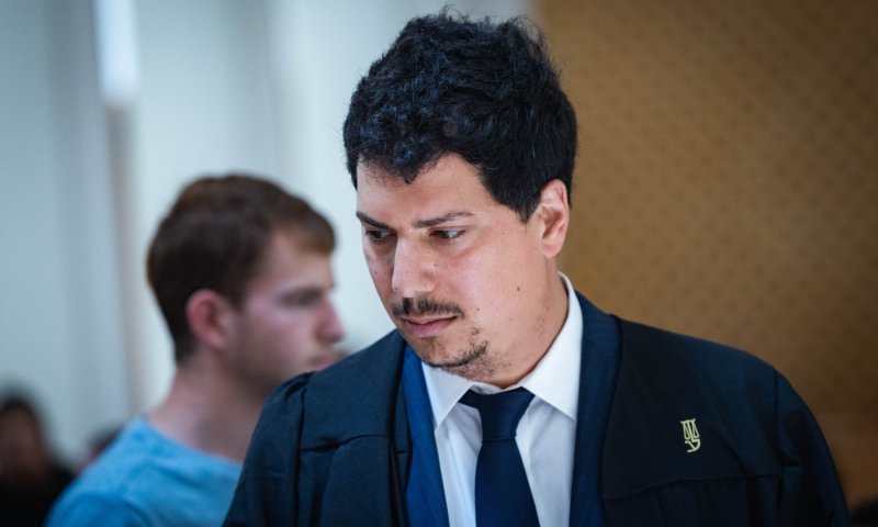 העו"ד של ביבי מאשים: "יש מוטיבצית יתר; המלך עירום"