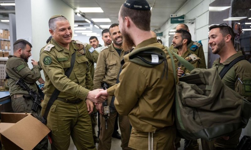 אחרי הבחירה לראשות השב"כ, האלוף זיני הודח מצה"ל: "כל שיח עם הדרג המדיני מחייב אישור"