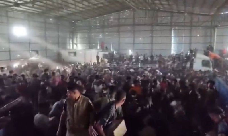 יום דמים בעזה: חמאס ירה למוות בחמישה אזרחים במחסן קמח &bull; תיעוד
