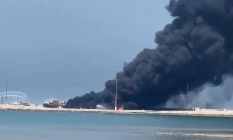 פיצוץ עז בנמל בושהר באיראן: דיווחים על הרוגים ופצועים