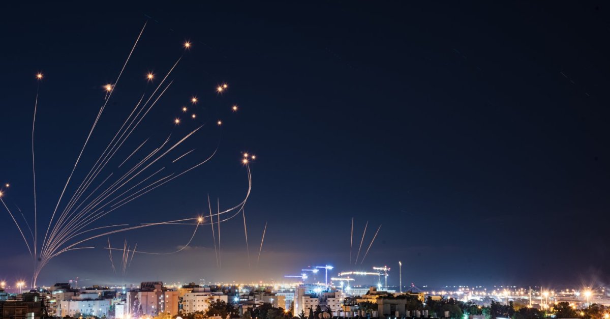 התקפה חסרת רחמים: ישראל חיסלה יותר מחצי ממאגרי הטילים של איראן!