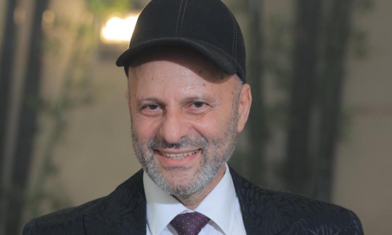 קורע: כשהזמר בהרוז אהרוני קילל בפרסית את עלי ח'אמנאי