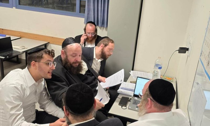 הסגן סילמן הקים מרכז מיון וקליטה למשפחות נפגעות בפרדס כץ