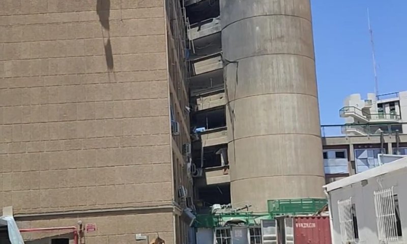סגן מנהל סורוקה שמע את הפיצוץ מביתו ודהר למקום