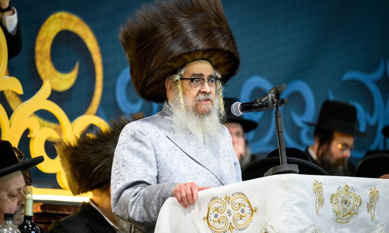 הרבי מסאטמר במתקפה: "המלחמה בגלל שנתניהו פחד שהקואליציה תיפול"