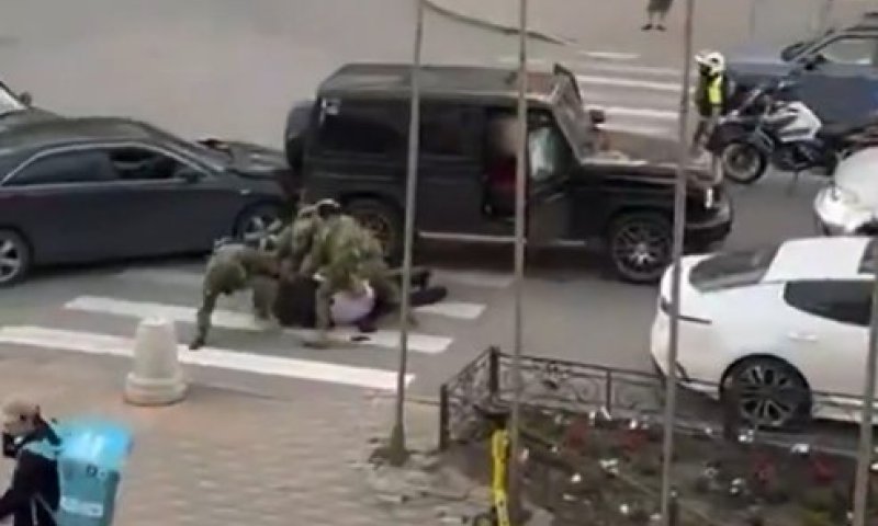 משבר ענק בין רוסיה לאזרבייג'ן: מה קורה מאחורי הקלעים?