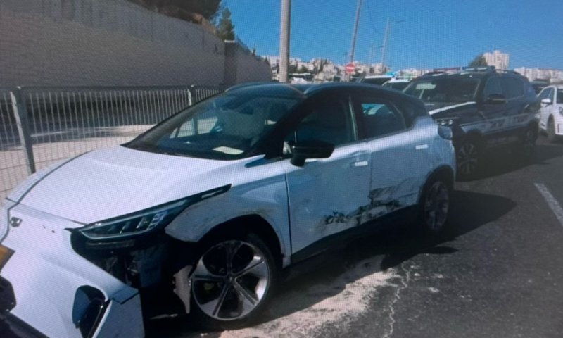 רק בן 15: שב"ח גנב רכב ונתפס לאחר מרדף פרוע