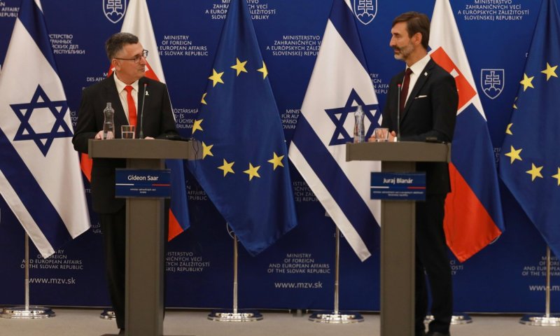 סלובקיה: "נתנגד להשעיית הדיאלוג בין האיחוד לישראל"