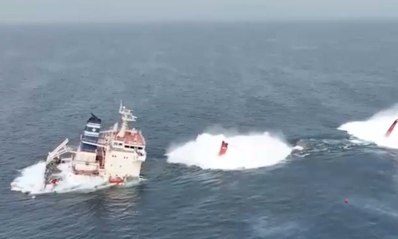 החות'ים תקפו והמלחים קפצו למים, שהו כמעט 48 שעות