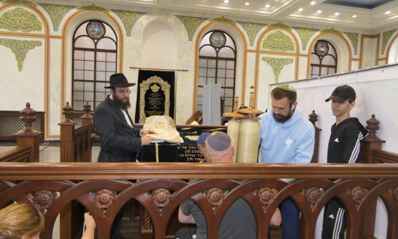 ויקרא שמן בישראל: 9 בנות באוקראינה קיבלו שם יהודי