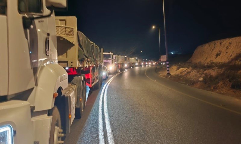 "מסייעים לנאצים": פעילי צו 9 חסמו את משאיות הסיוע לחמאס במהלך הלילה
