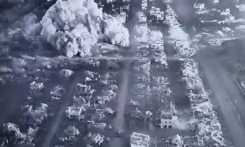 תיעוד: השמדת המבנה האחרון שנותר בשכונה ברפיח