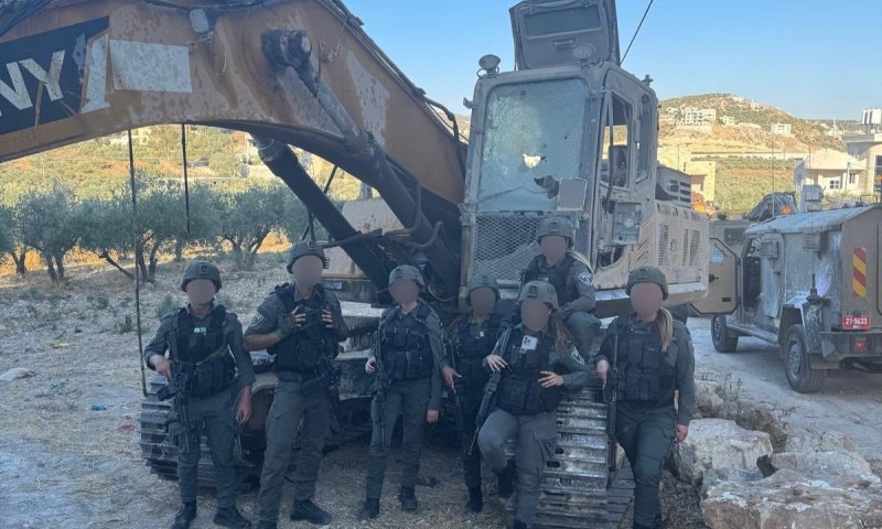 שני ישראלים ניסו לגנוב באגר צה"לי סמוך לגדר רצועת עזה &ndash; ונעצרו