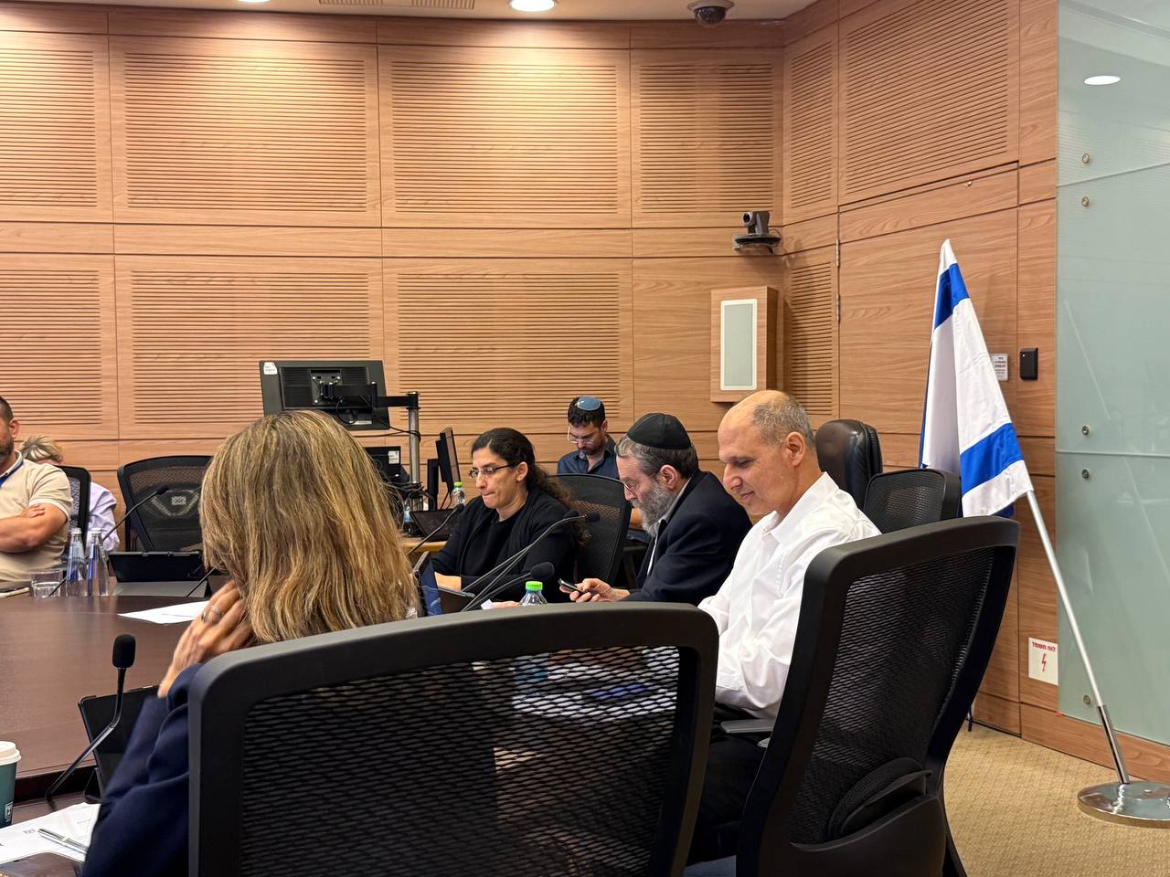 אברהם פריינד, בחדרי חרדים