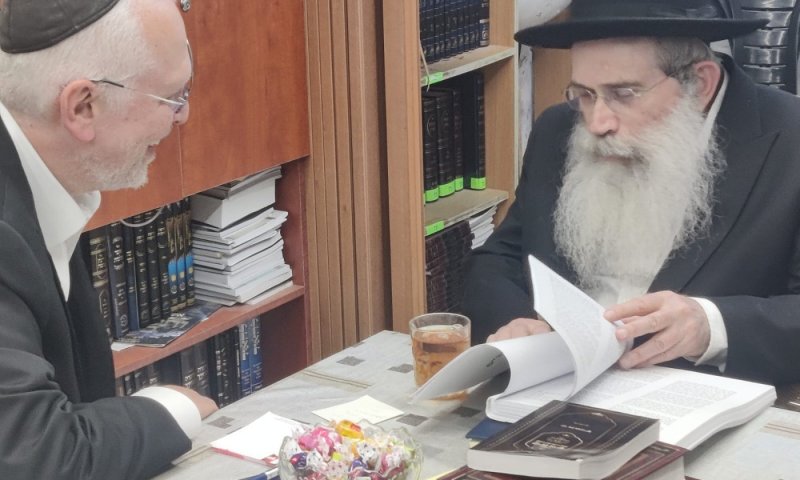 בעל עיונים וחידושים על הרמב"ם ביקר בבתי גדולי ישראל