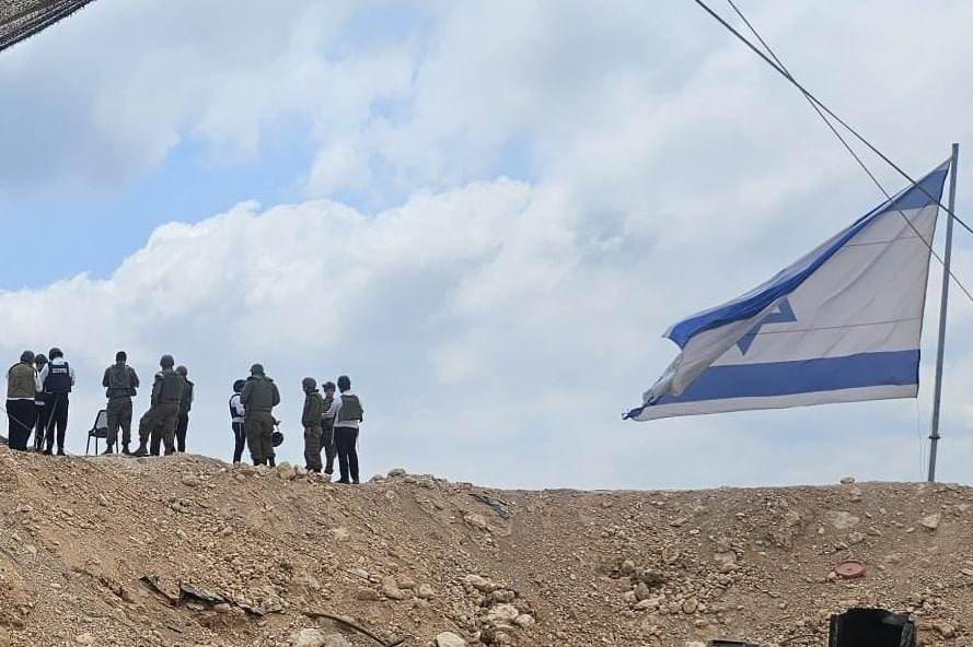בחדרי חרדים