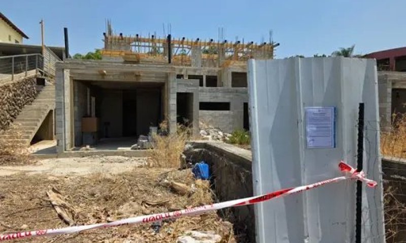 העסיק שב"חים בחד נס &ndash; המדינה מבקשת לחלט את הקרקע