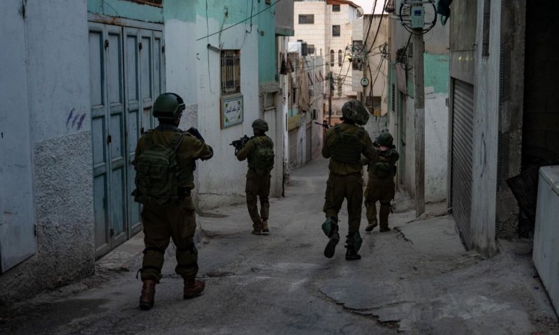 מאבק נחוש נגד אמצעי לחימה ביו"ש; עשרות כלי נשק ומטענים נתפסו
