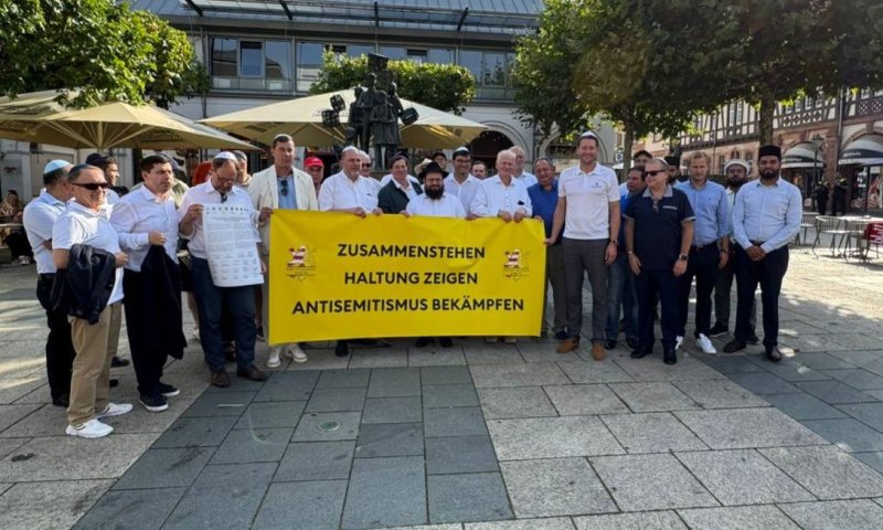 לאחר תקיפת רב בגרמניה: מנהיגי דתות&nbsp;והקהילה הביעו תמיכה ברב