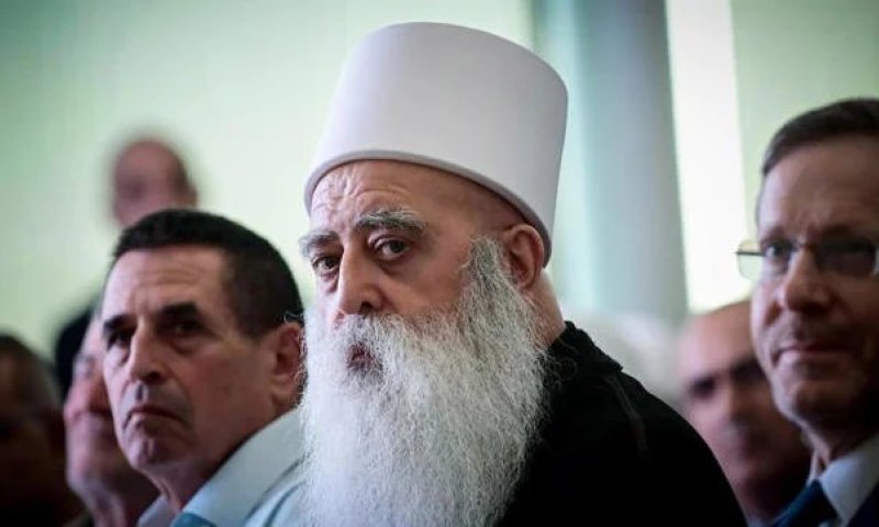 השייח' טריף דחה הזמנה למפגש משולש בפריז על עתיד סוריה