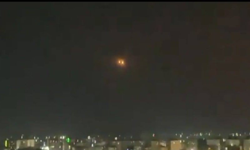 שר הביטחון רומז אחרי הדיווחים בסוריה: "פועלים בכל הזירות יום וליל"