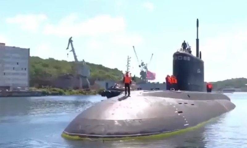 צפו: תרגיל ימי משותף של צוללות רוסיות וסיניות