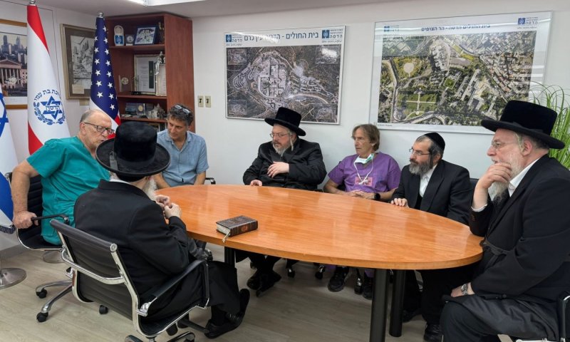 הרופאים מרוצים: הניתוח של האדמו"ר מבעלזא עבר בהצלחה
