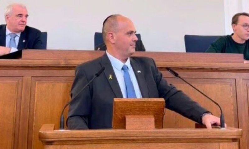תומכי חמאס ניסו לפגוע בראש עיריית בת ים בנאום בברלין