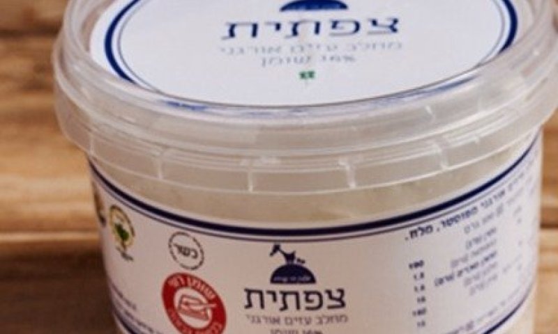 חריגות מיקרוביאליות במוצר צפתית מחלב עיזים אורגני