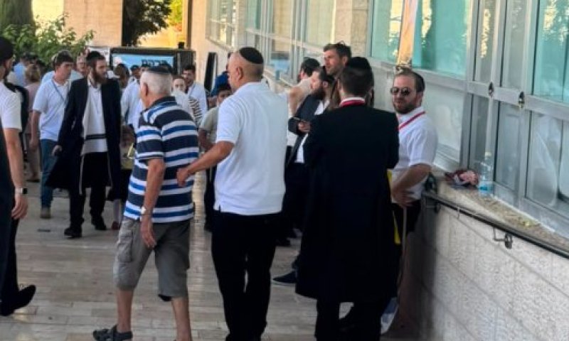 בסביבת נתניהו יפעלו להדיח מתפקדים חרדים שאינם מצביעים למפלגה