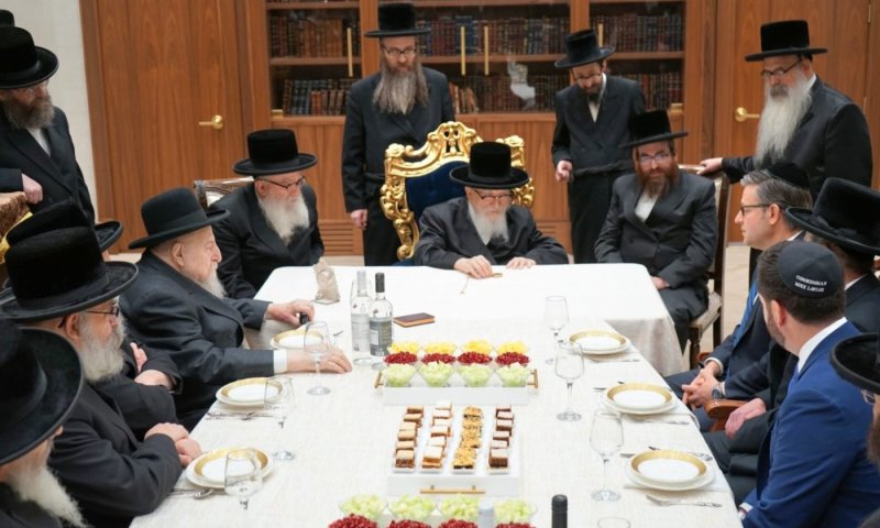 לקראת פגישה עם טראמפ: יו"ר בית הנבחרים ביקר אצל הרבי מסקווירא