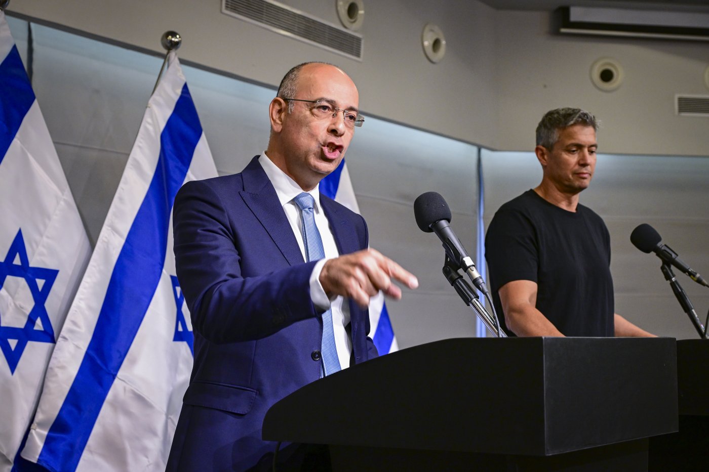 אבשלום ששוני, פלאש 90
