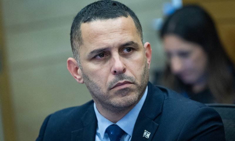 נתניהו, הגיע הזמן שתוציא את שירות המדינה מעבדות לחירות