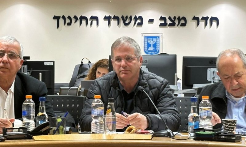 שר החינוך קיש מציג: פתיחה מדורגת של מערכת החינוך במלחמה