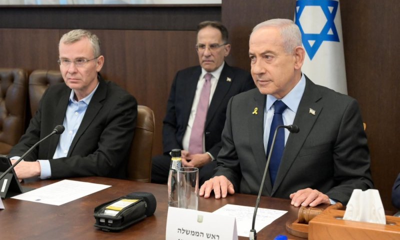 סקר מנדטים: רוב יציב לימין, נתניהו משאיר אבק למתחרים 