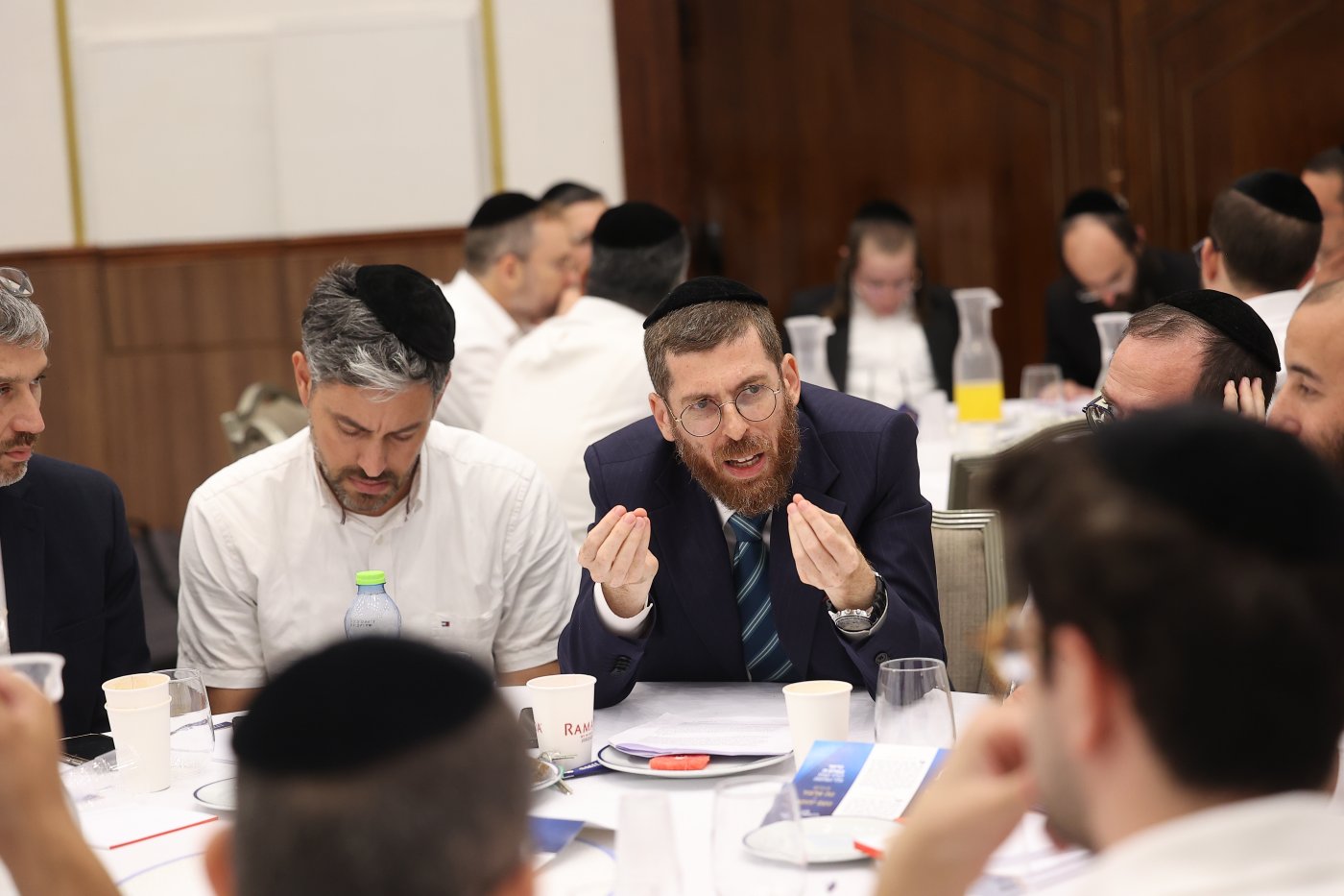 יח"צ