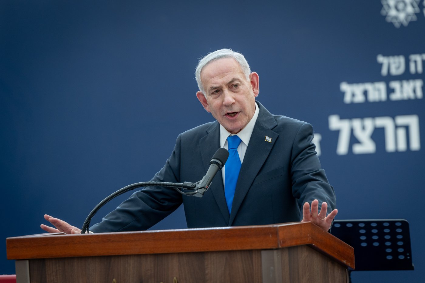 פלאש 90