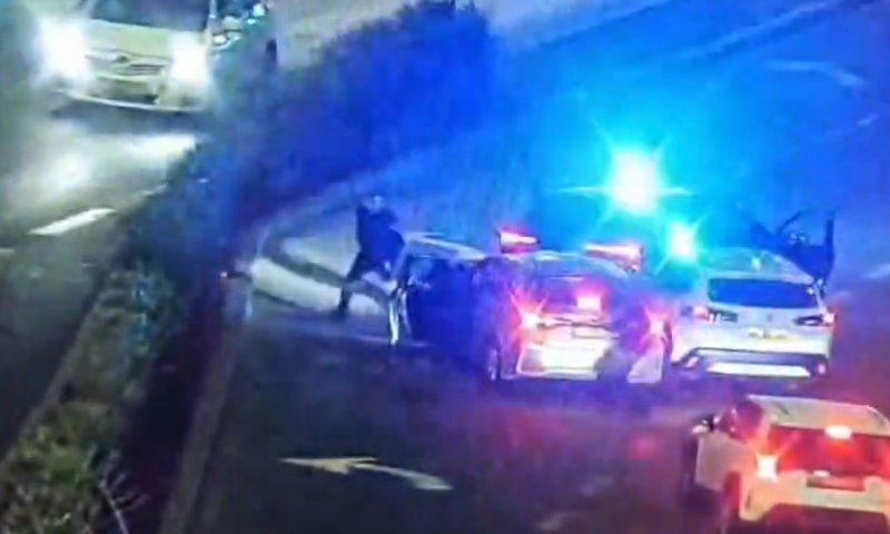 &ldquo;נתפס על חם&rdquo;: קטין נהג ברכב גנוב ונעצר לאחר מרדף מסוכן | תיעוד דרמטי