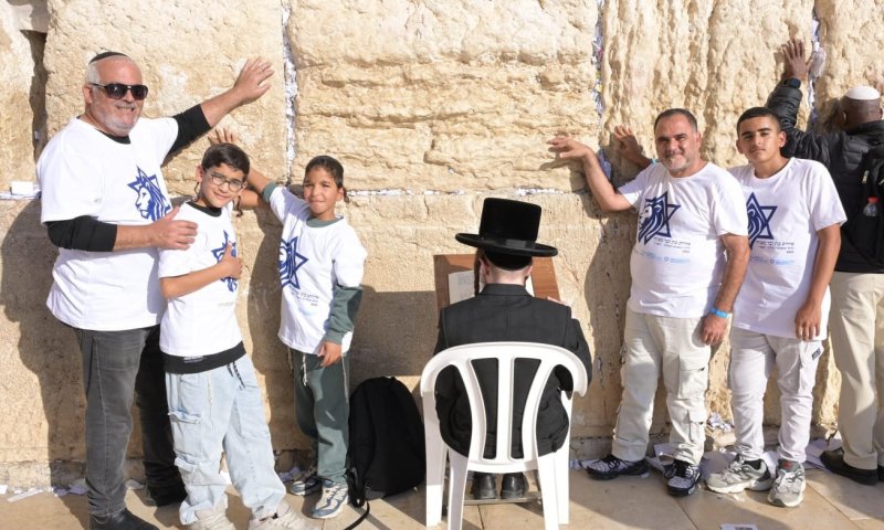 חגיגת בר ובת מצווה ל 120 ילדים שחוו את טראומת המלחמה בדרום ובצפון