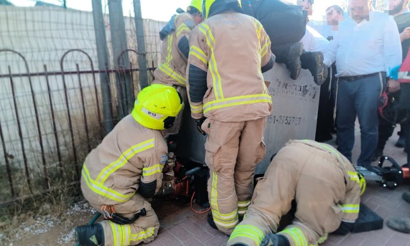 תוך כדי משחק: ילד נתקע בתוך קוביית בטון במודיעין עילית
