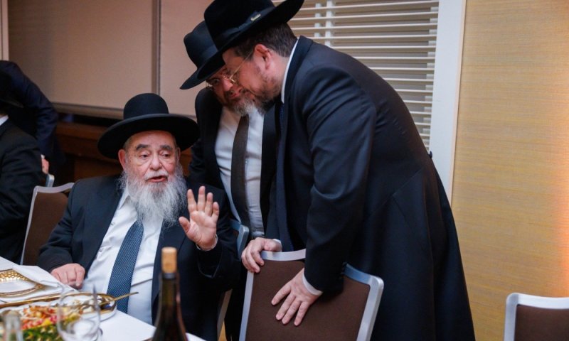 חשיפה: תשואה של מיליונים מהחוזה של גדולי ישראל עם המיליארדר
