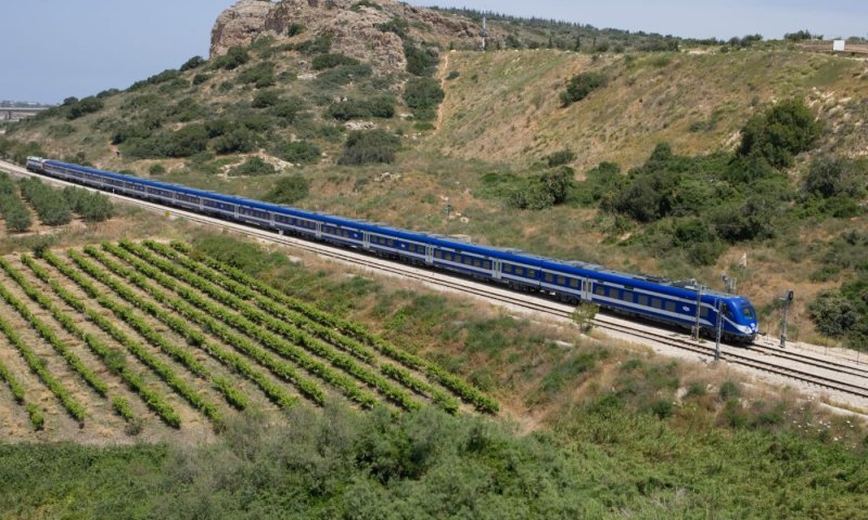 פגישה חשאית: ישראלים ואמירתים דנו ברכבת שתחבר בין אבו דאבי לחיפה