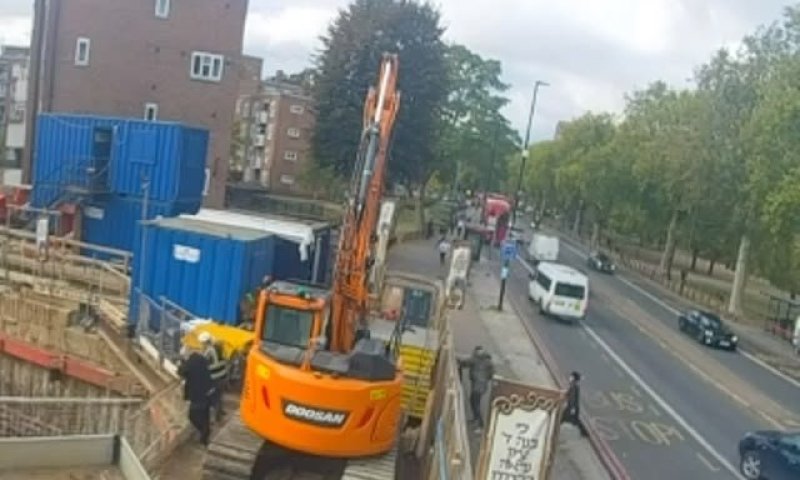 תיעוד מזעזע מלונדון: נעצר חשוד שהכה נשים חרדיות 