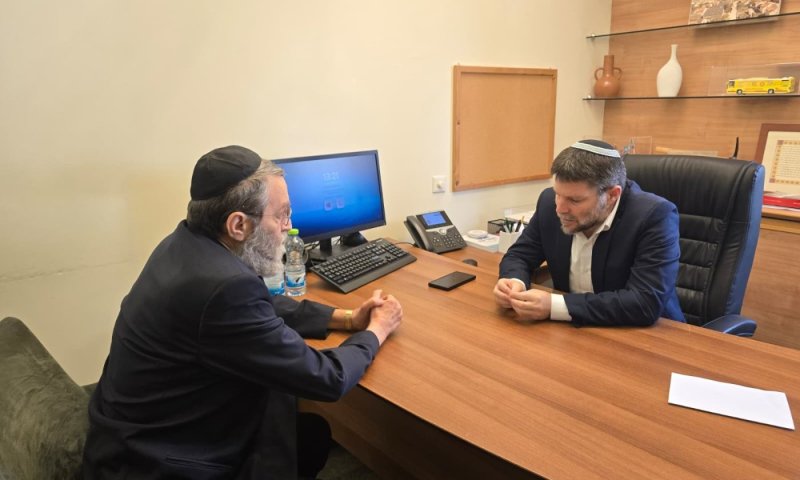 באוצר סימנו את הבטן הרכה של המשפחה החרדית, בדגל מפנים אצבע מאשימה לסמוטריץ