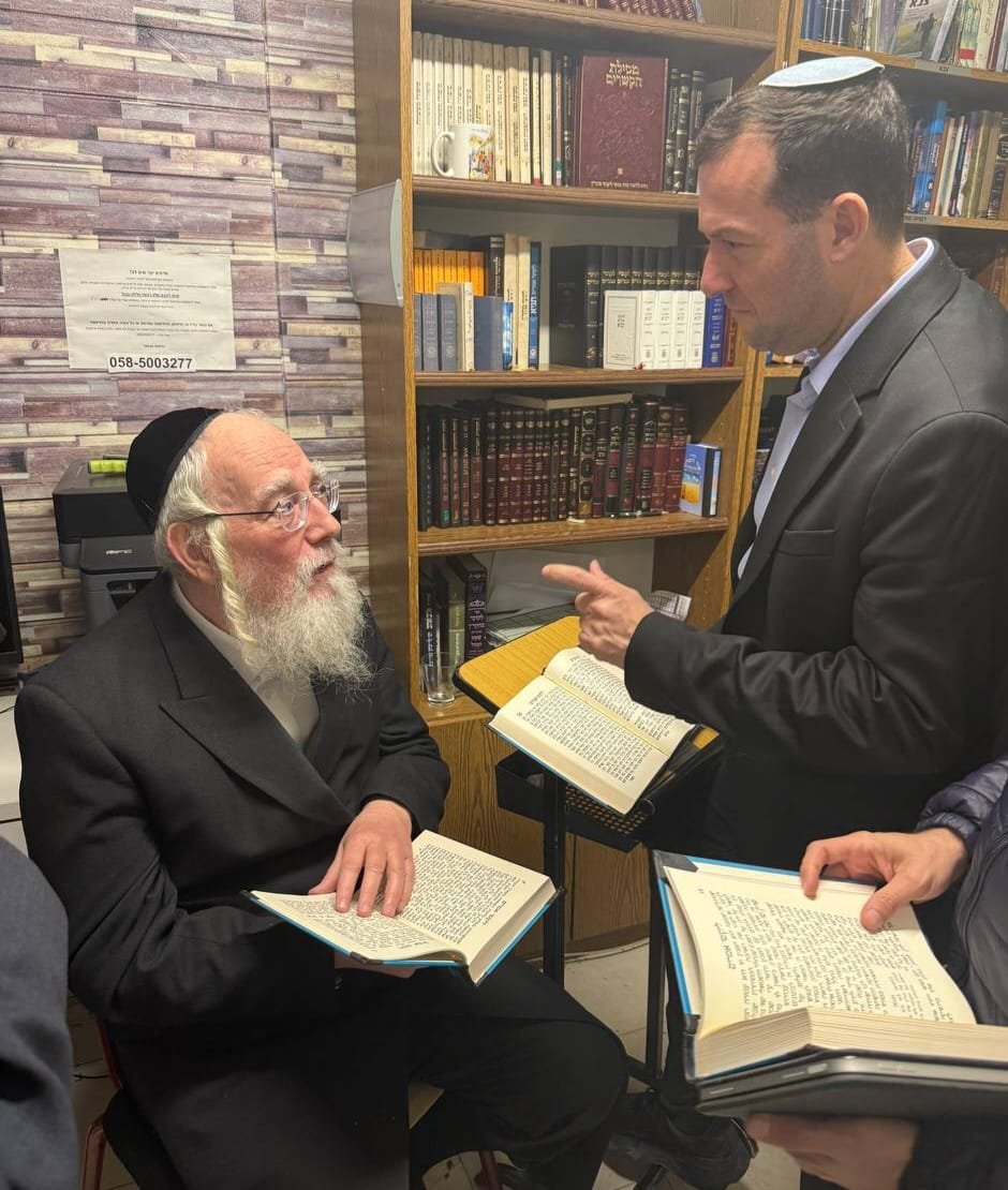 באדיבות המצלם